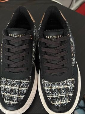 SKECHERS Arch Fit Arcade Coco Chic Black Rose Gold Sneaker Womens size 6 (5.5))